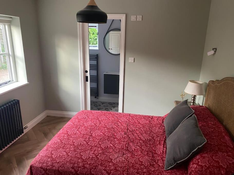 Lovely Quiet Cottage Sleeps 4 Adults, 4 Children, Dog Friendly Клей некст дъ Сий Екстериор снимка