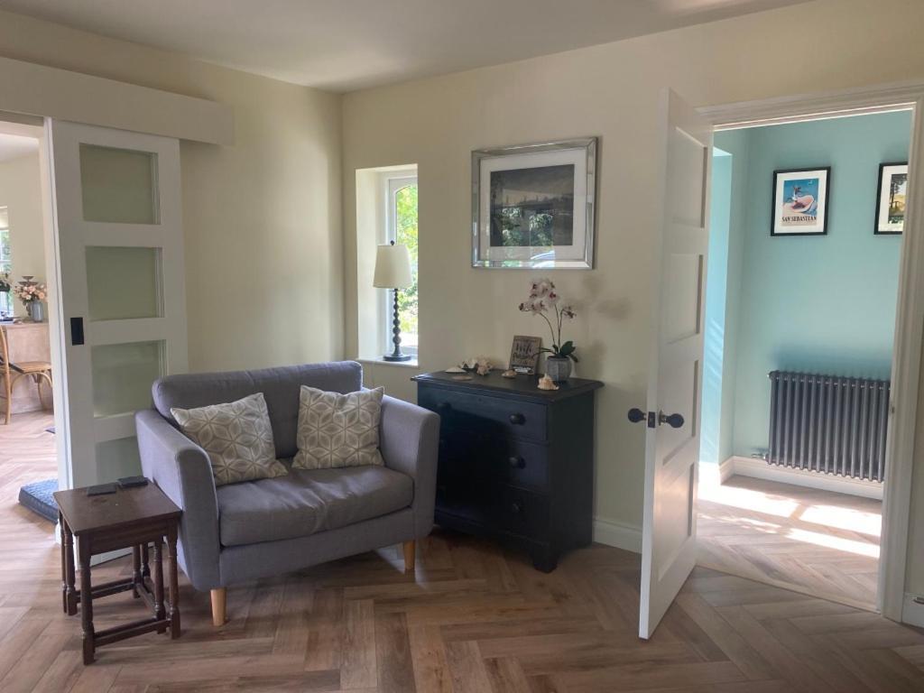 Lovely Quiet Cottage Sleeps 4 Adults, 4 Children, Dog Friendly Клей некст дъ Сий Екстериор снимка