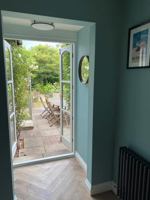Lovely Quiet Cottage Sleeps 4 Adults, 4 Children, Dog Friendly Клей некст дъ Сий Екстериор снимка