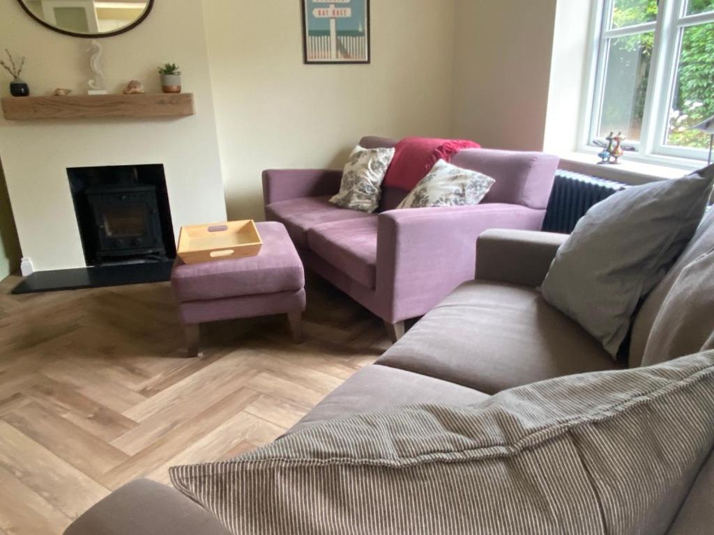 Lovely Quiet Cottage Sleeps 4 Adults, 4 Children, Dog Friendly Клей некст дъ Сий Екстериор снимка